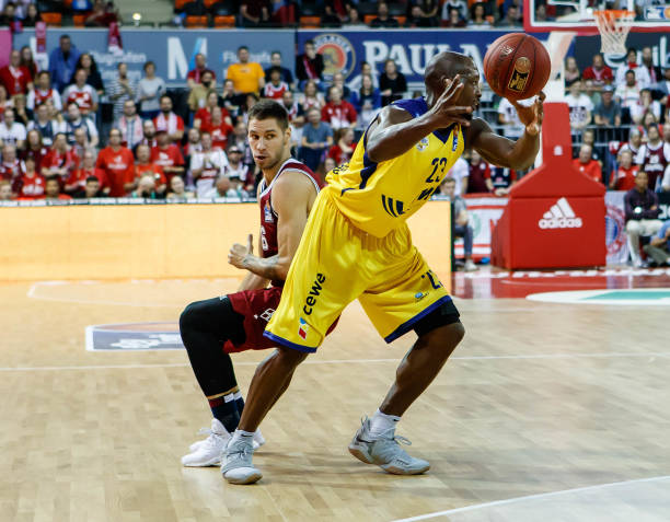 这一胜利不 这一胜利不