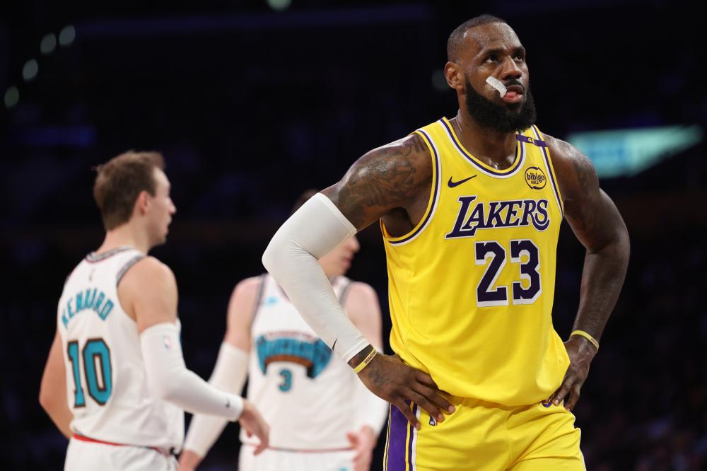 其攻守兼备 其攻守兼备