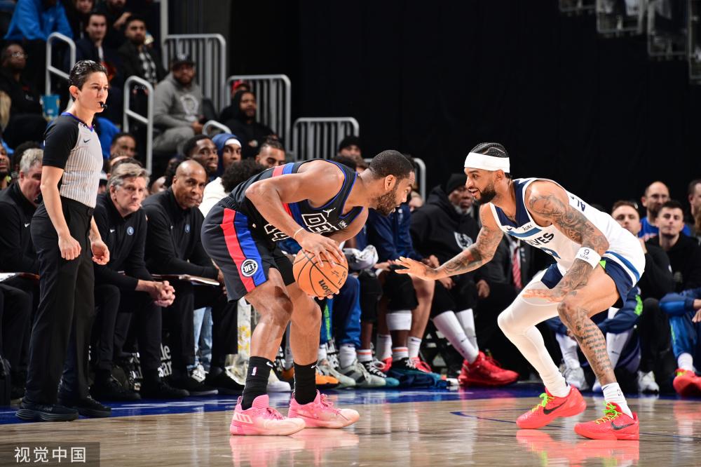 更是对整个 更是对整个